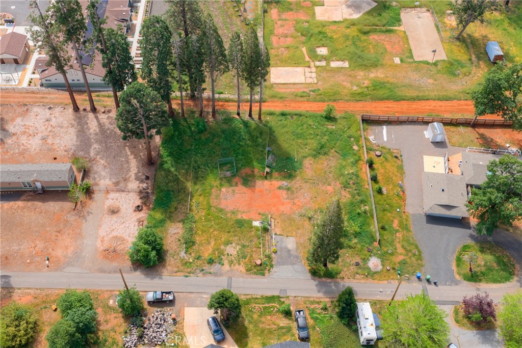 1676 Mulberry Lane