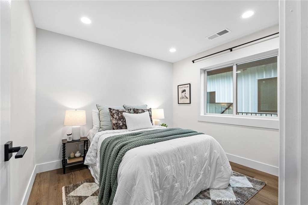 5621 Sierra Park