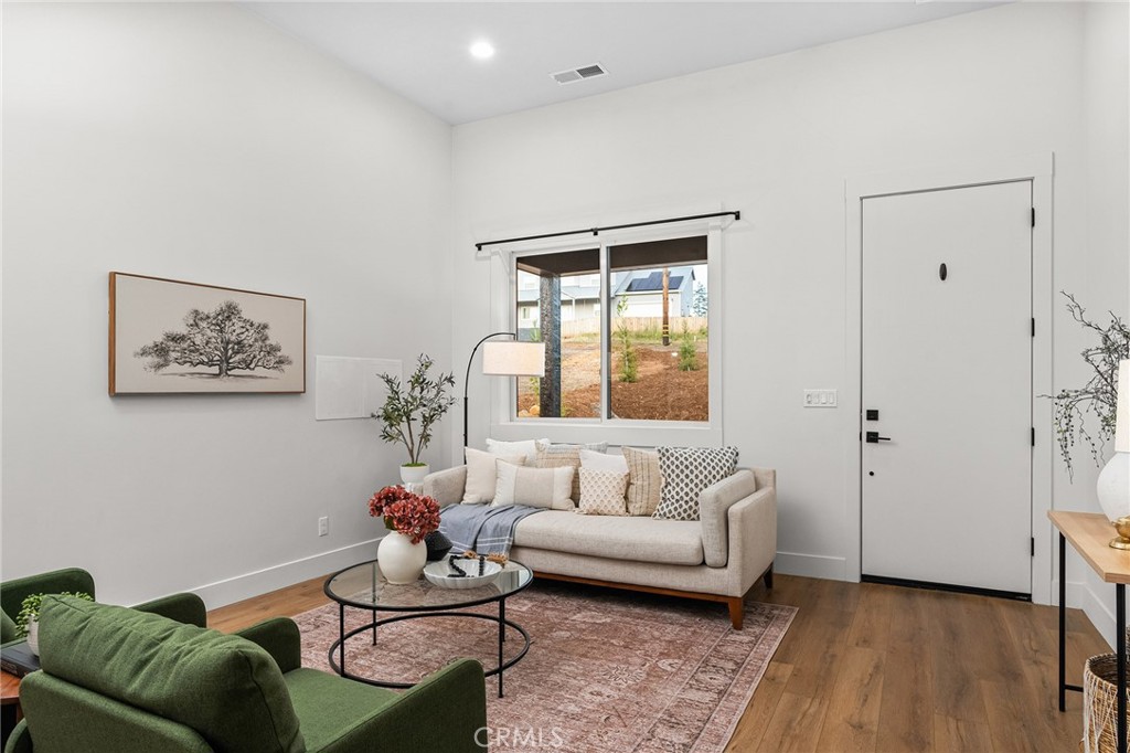 5621 Sierra Park