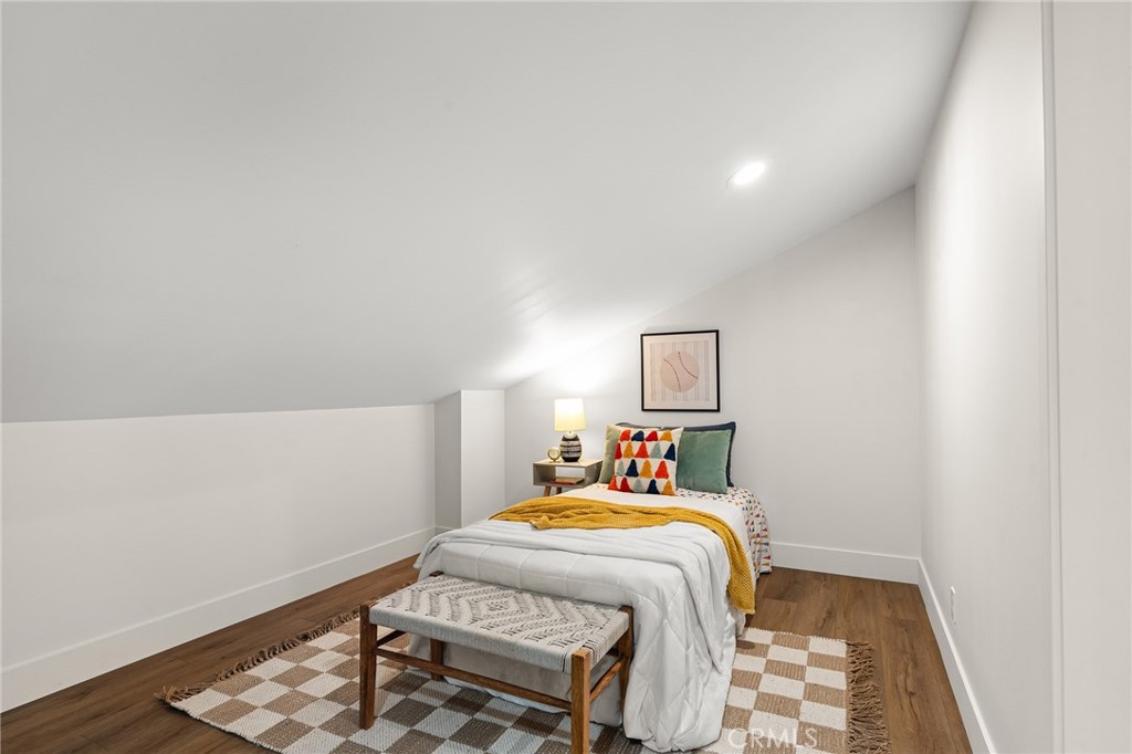5621 Sierra Park