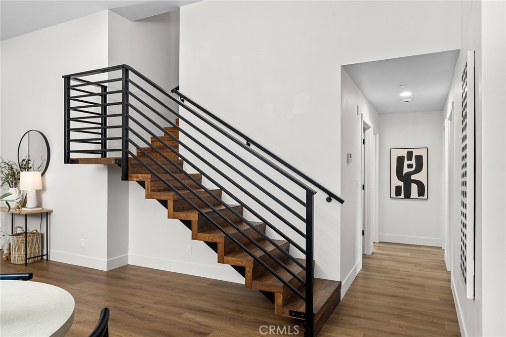 5621 Sierra Park