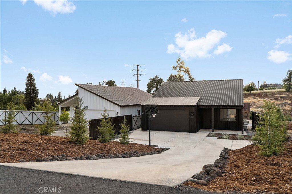 5621 Sierra Park