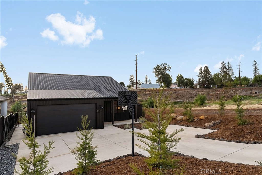 5621 Sierra Park