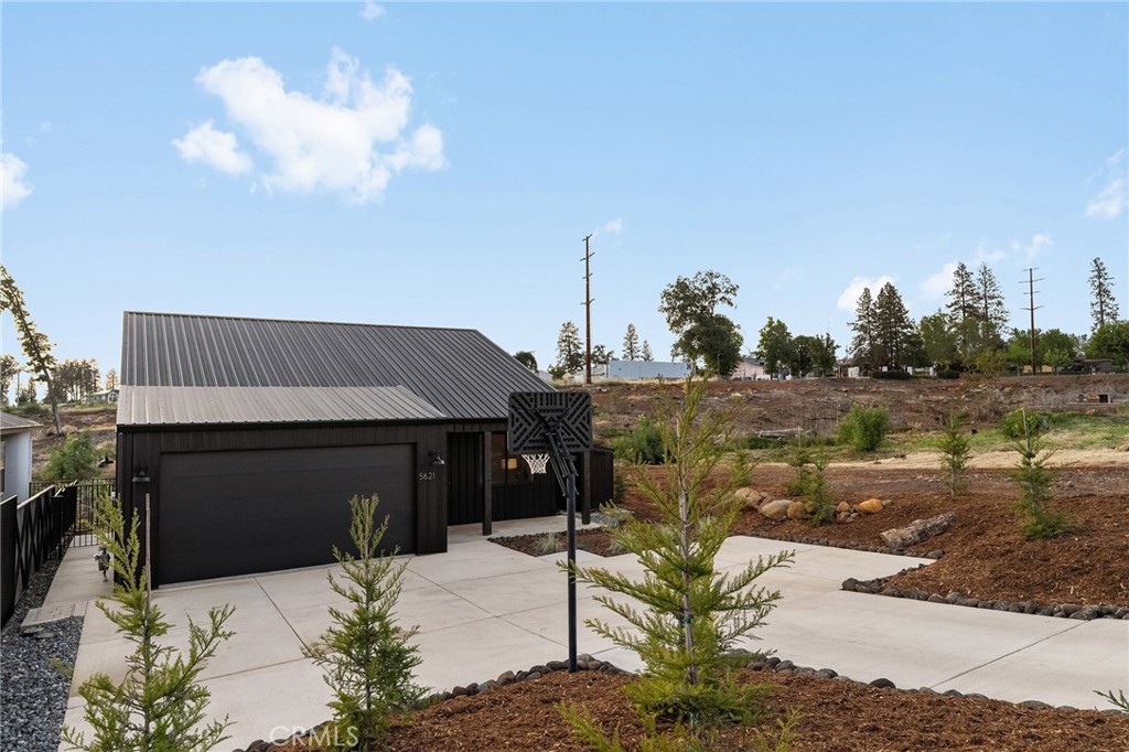 5621 Sierra Park