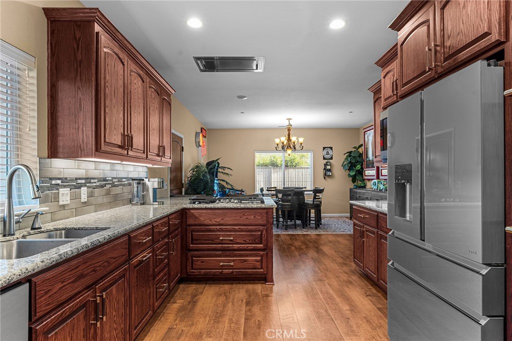 6107 Vista Knolls Drive