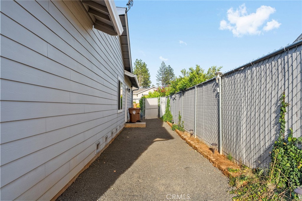 6107 Vista Knolls Drive