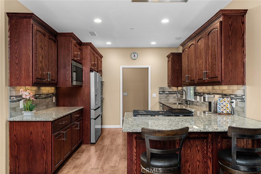 6107 Vista Knolls Drive