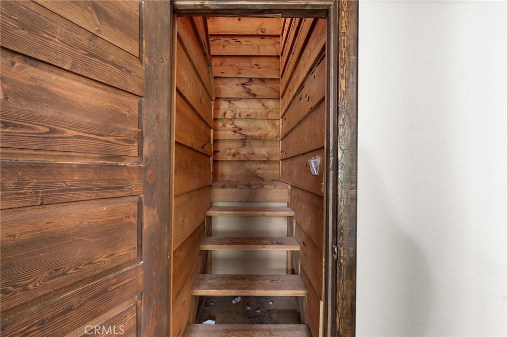 1126 Montgomery