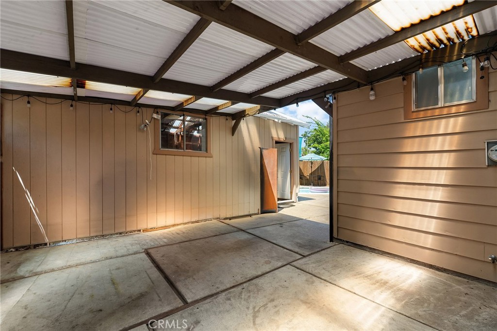 1126 Montgomery