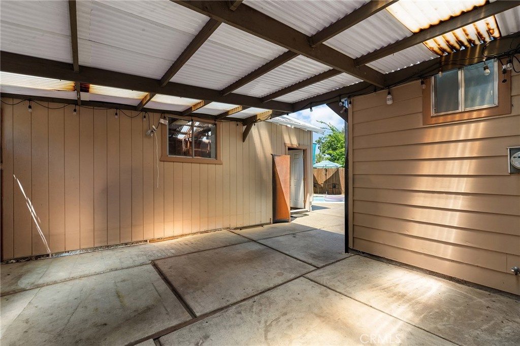 1126 Montgomery