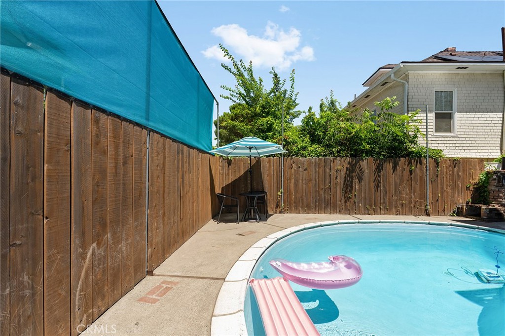 1126 Montgomery