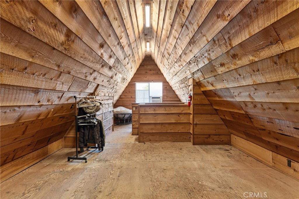 1126 Montgomery