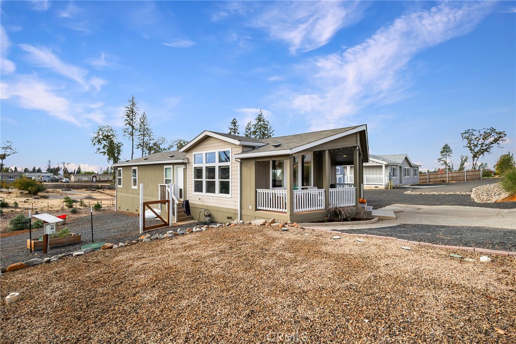918 Deer Creek
