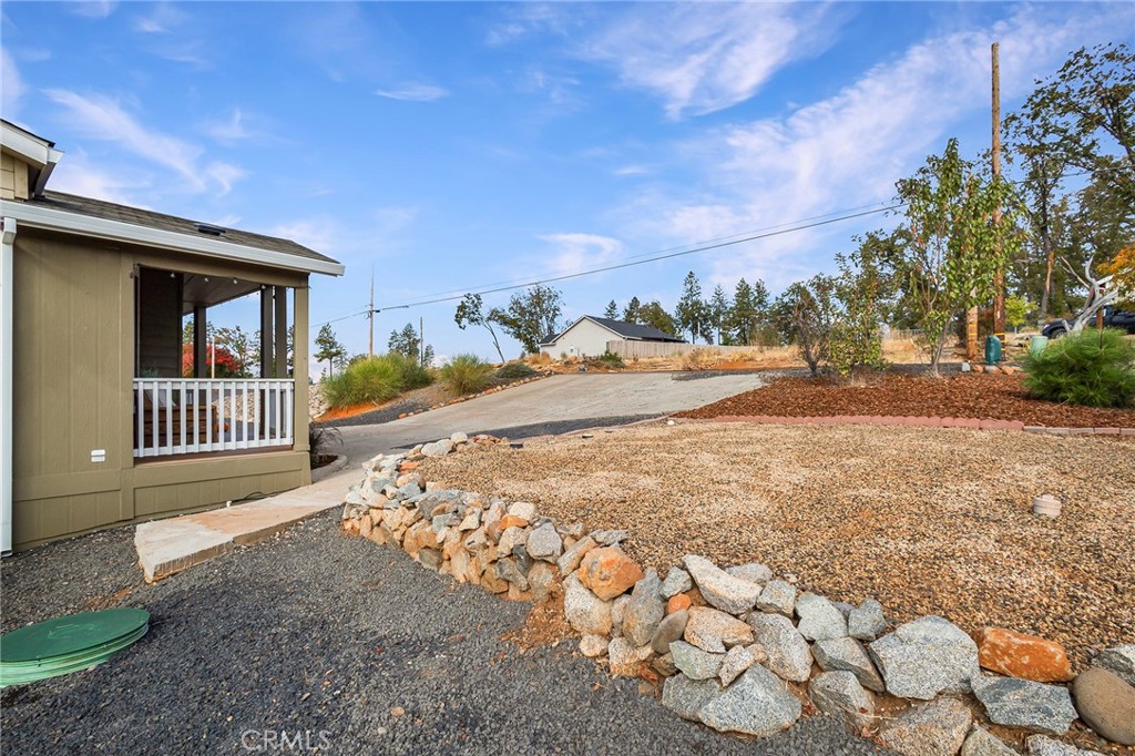 918 Deer Creek