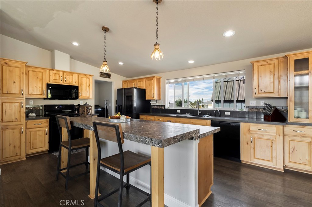 918 Deer Creek