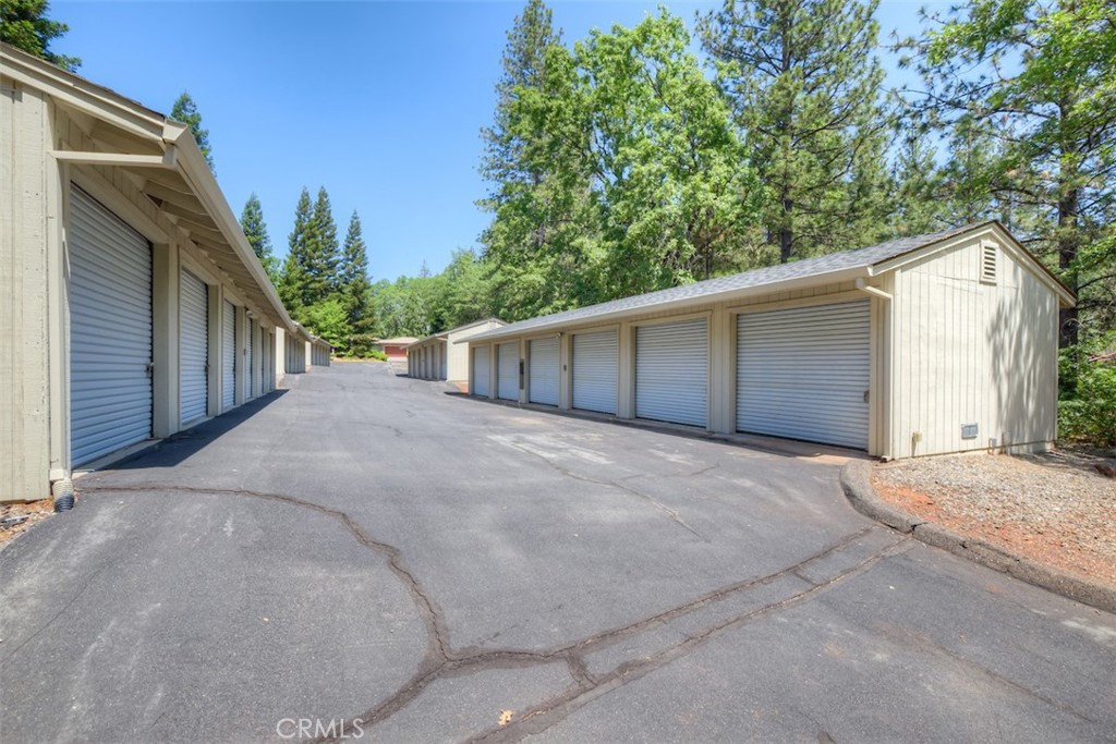 15004 Woodland Park