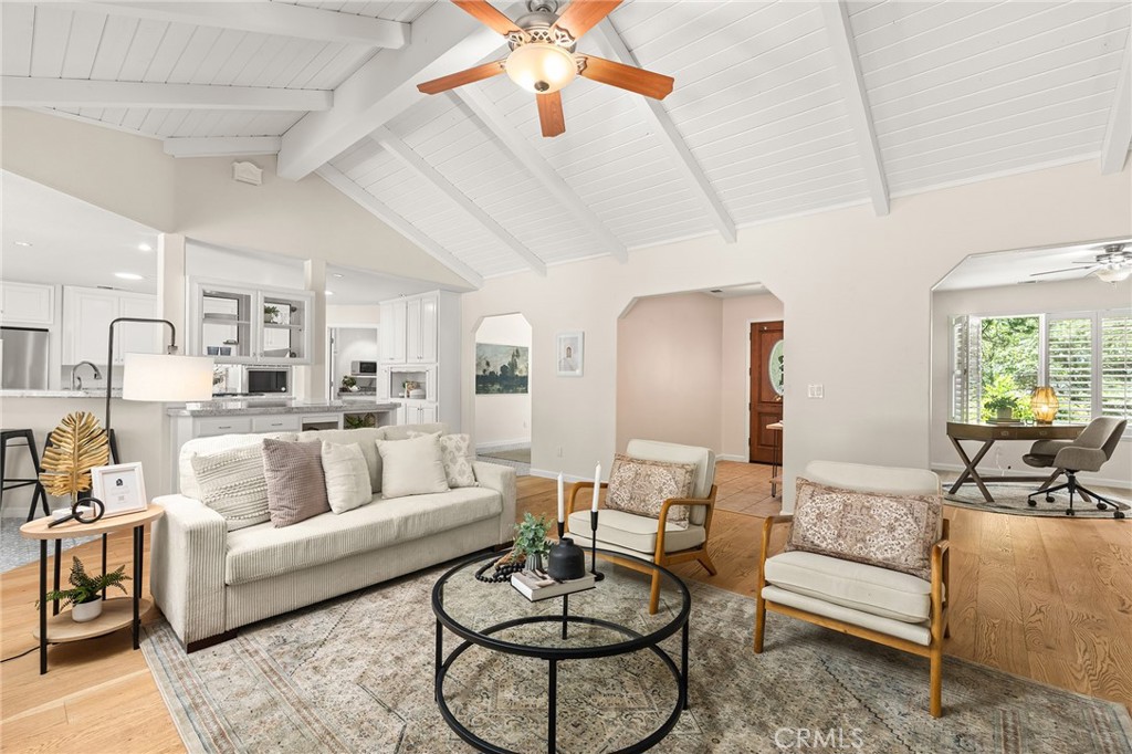 15004 Woodland Park