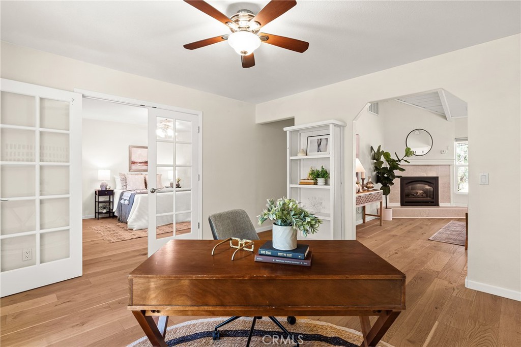 15004 Woodland Park