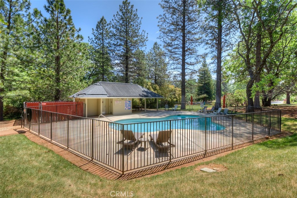 15004 Woodland Park