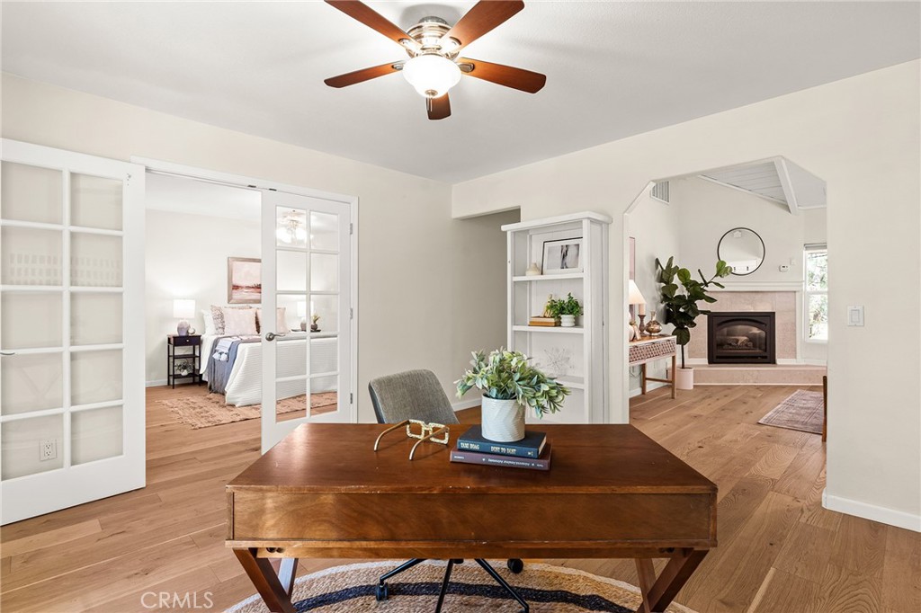 15004 Woodland Park