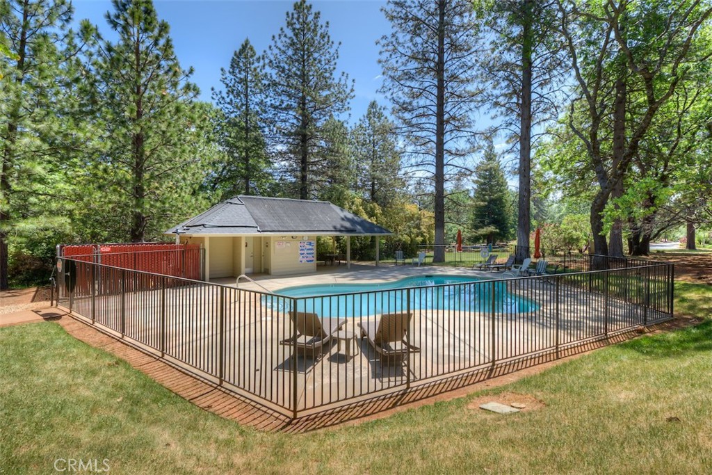 15004 Woodland Park