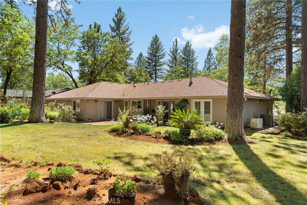 15004 Woodland Park