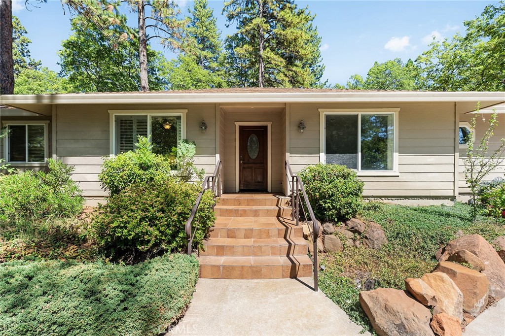 15004 Woodland Park