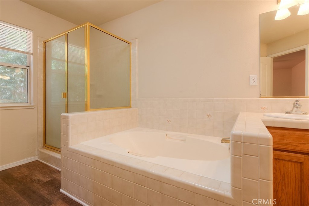 14579 Carnegie