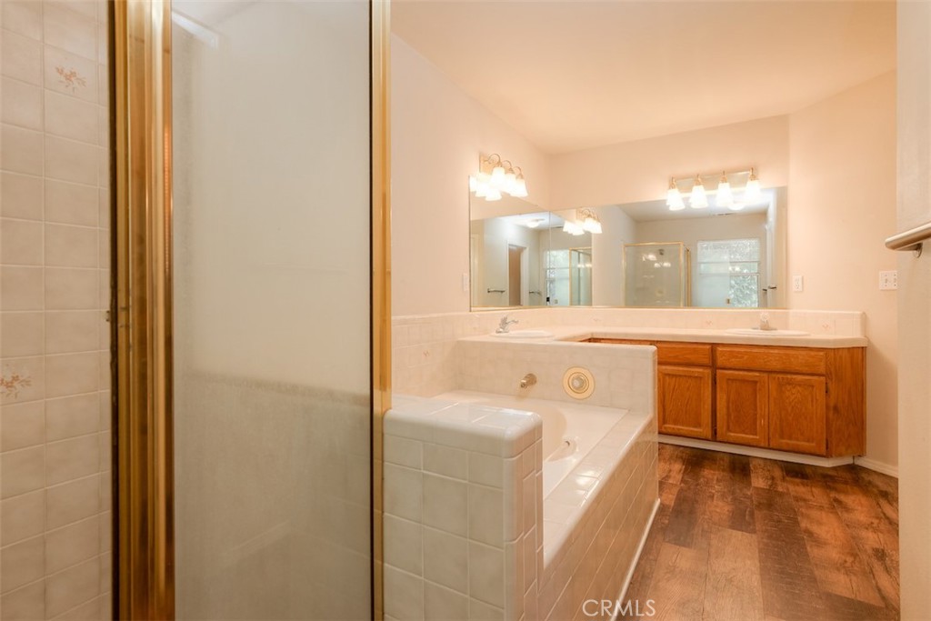 14579 Carnegie