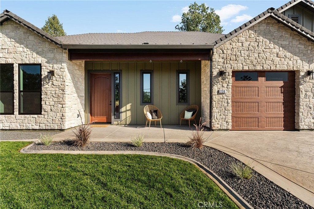 230 Redbud