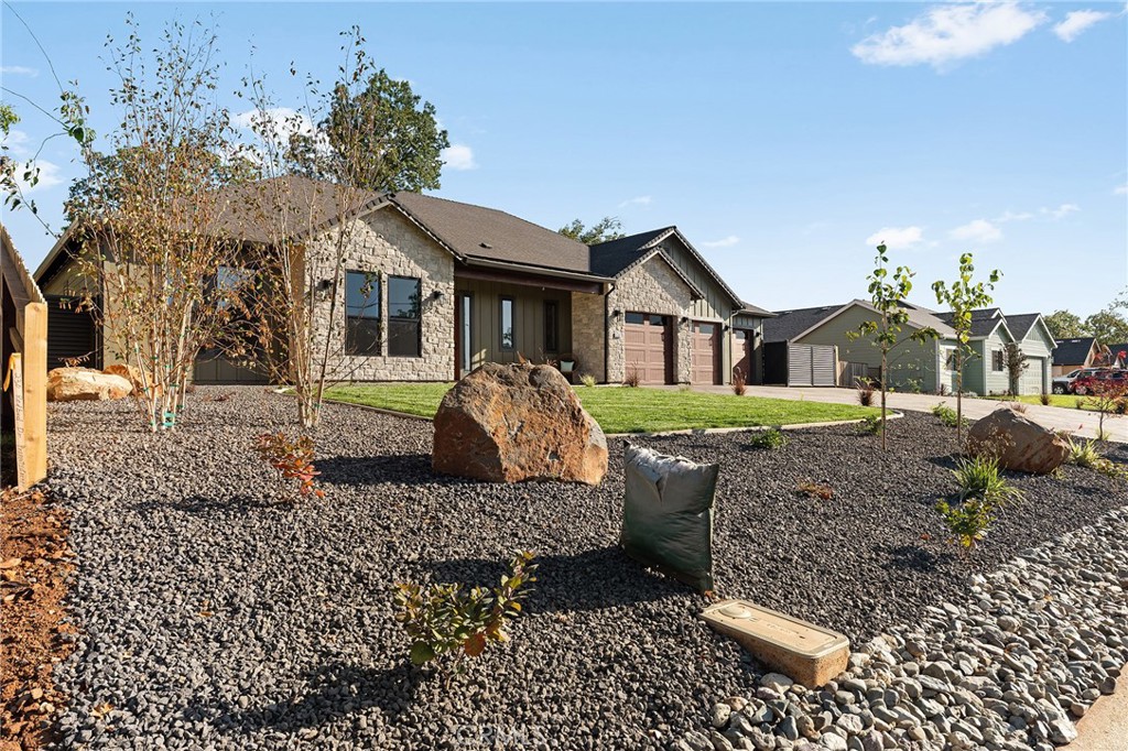 230 Redbud