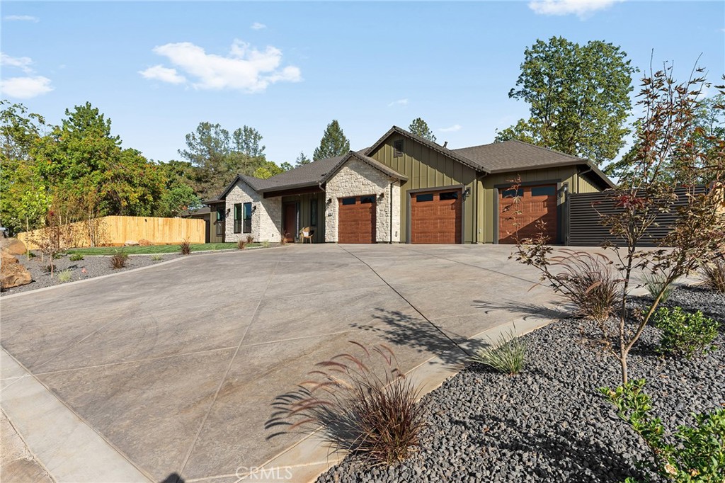 230 Redbud