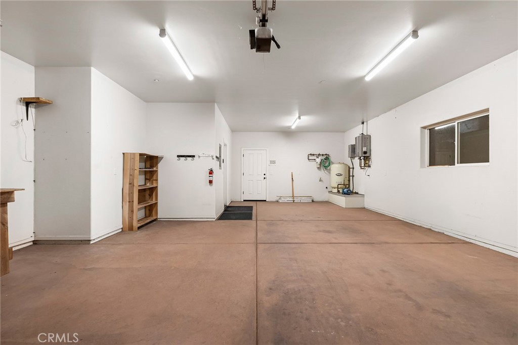 7171 Beverly