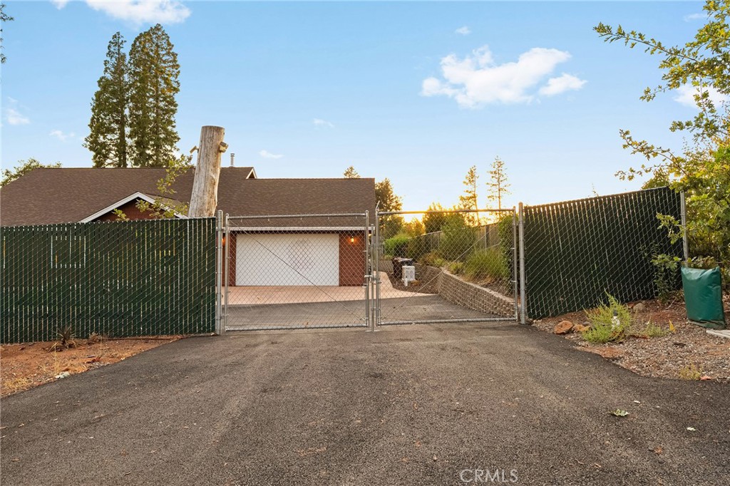 7171 Beverly