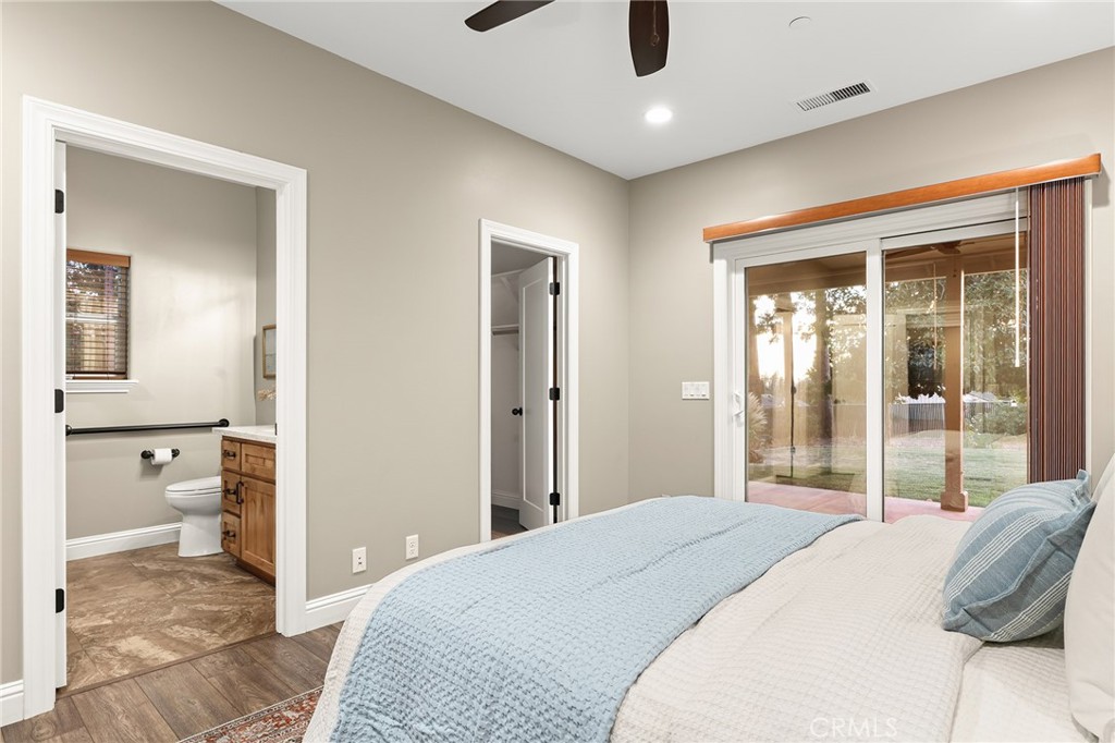 7171 Beverly