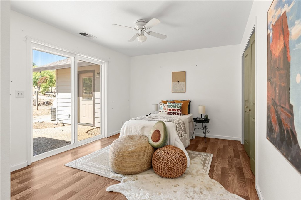 4706 Foster