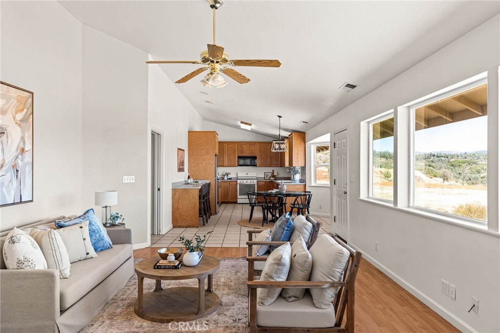 4706 Foster