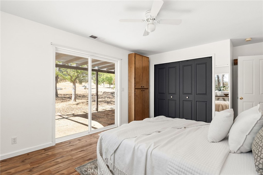 4706 Foster