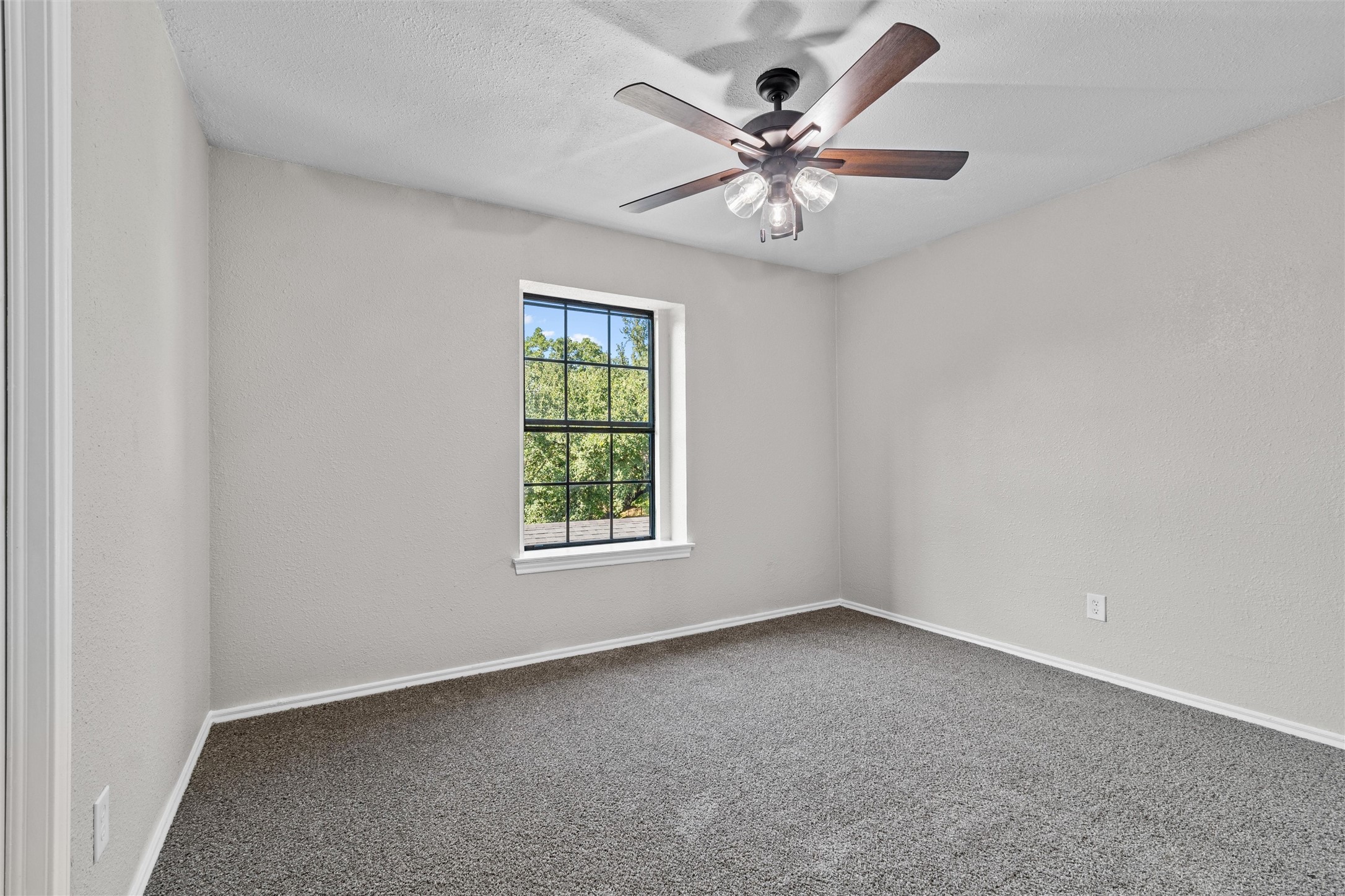 1704 Weiler Boulevard