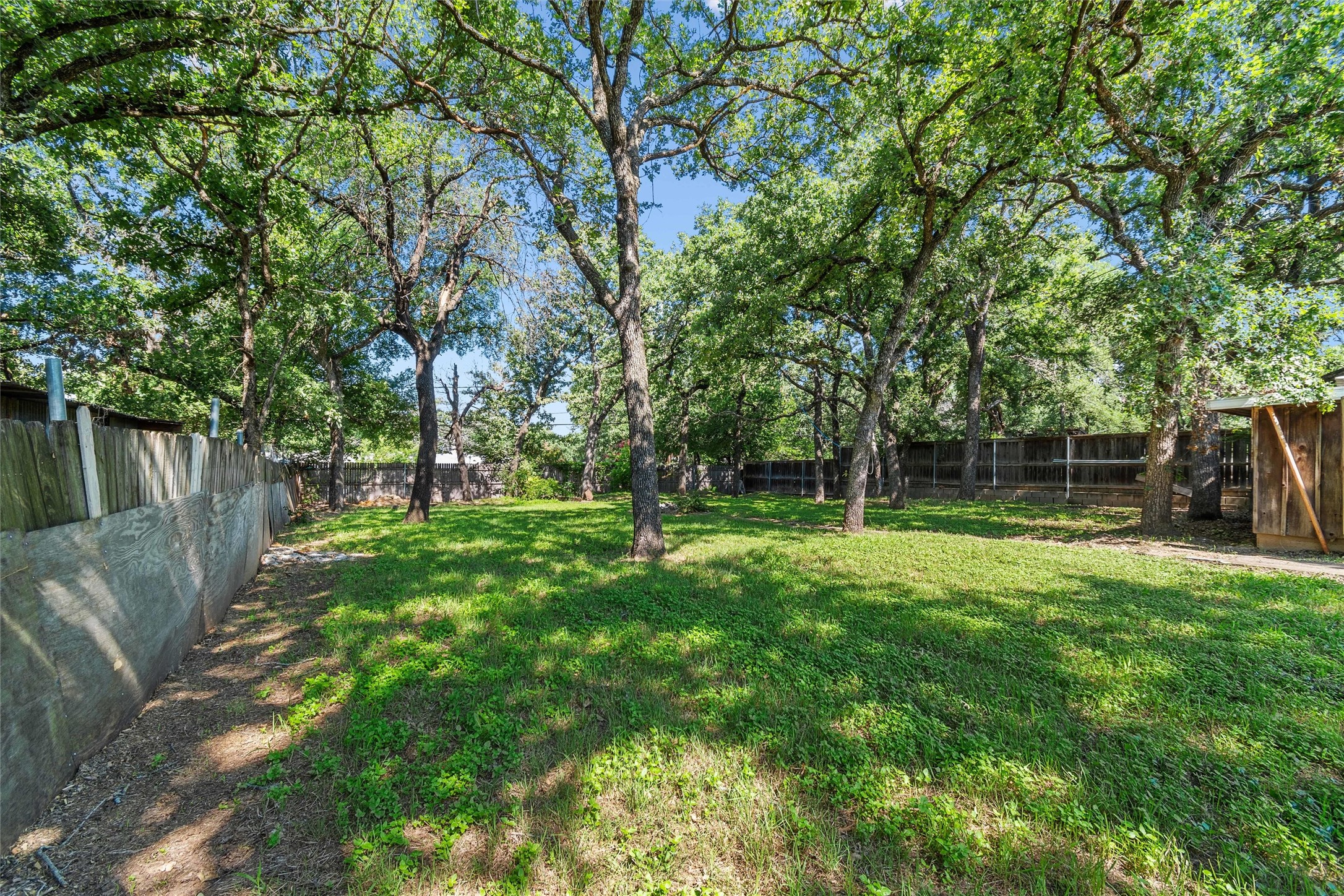 1704 Weiler Boulevard