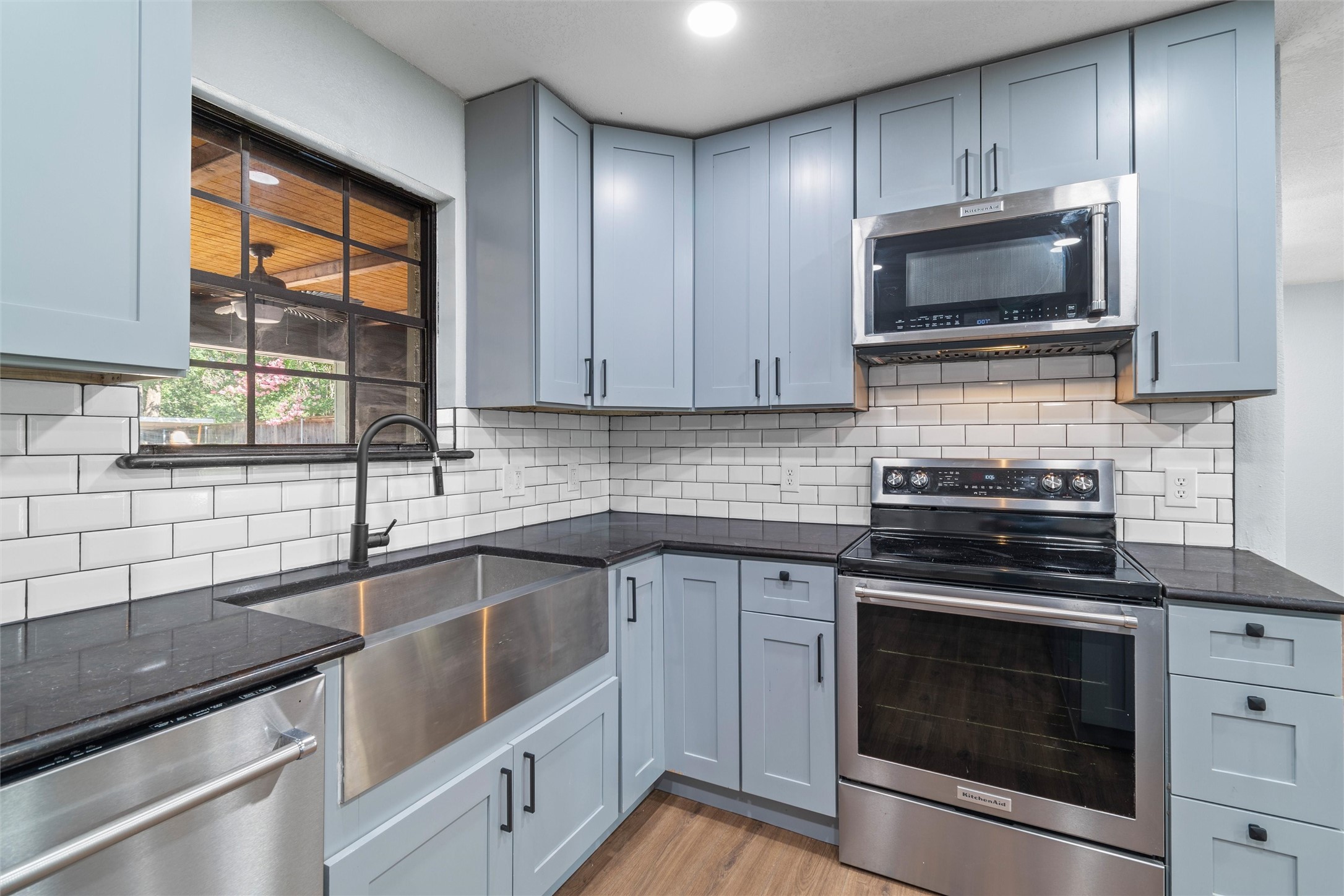 1704 Weiler Boulevard