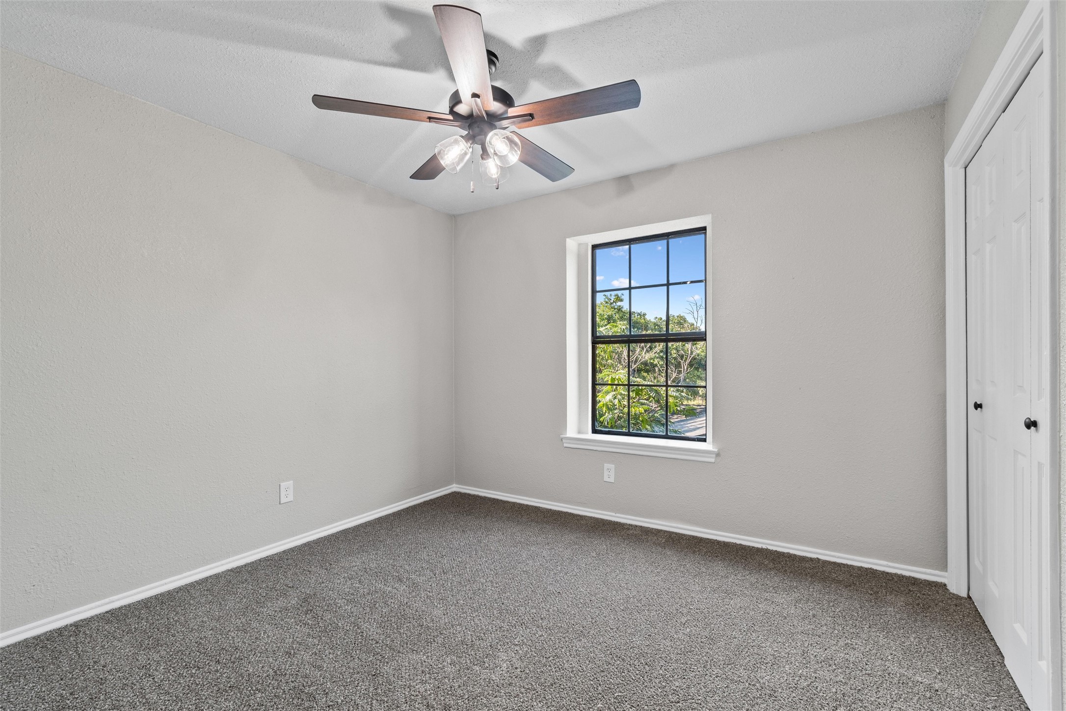 1704 Weiler Boulevard