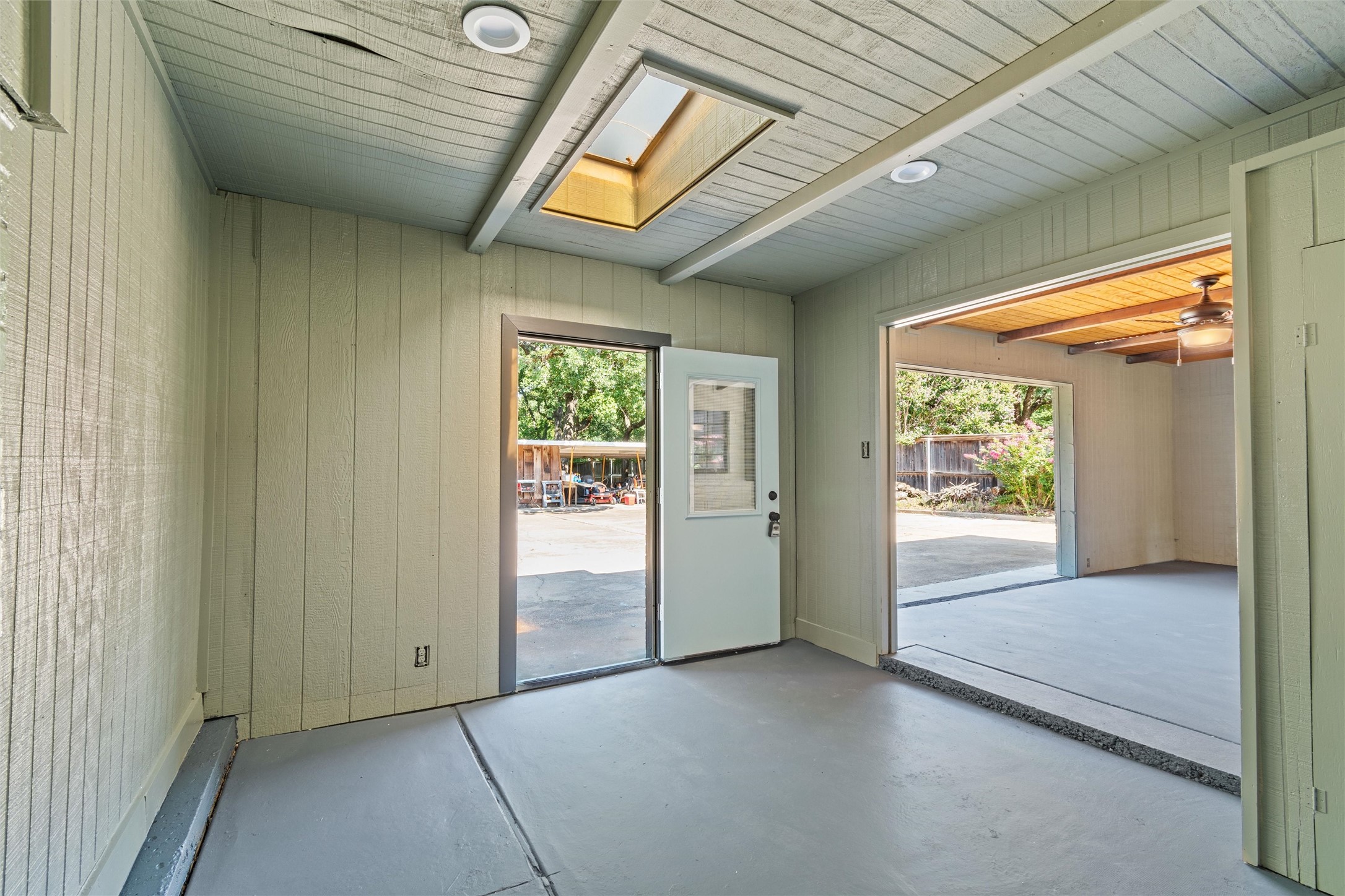 1704 Weiler Boulevard