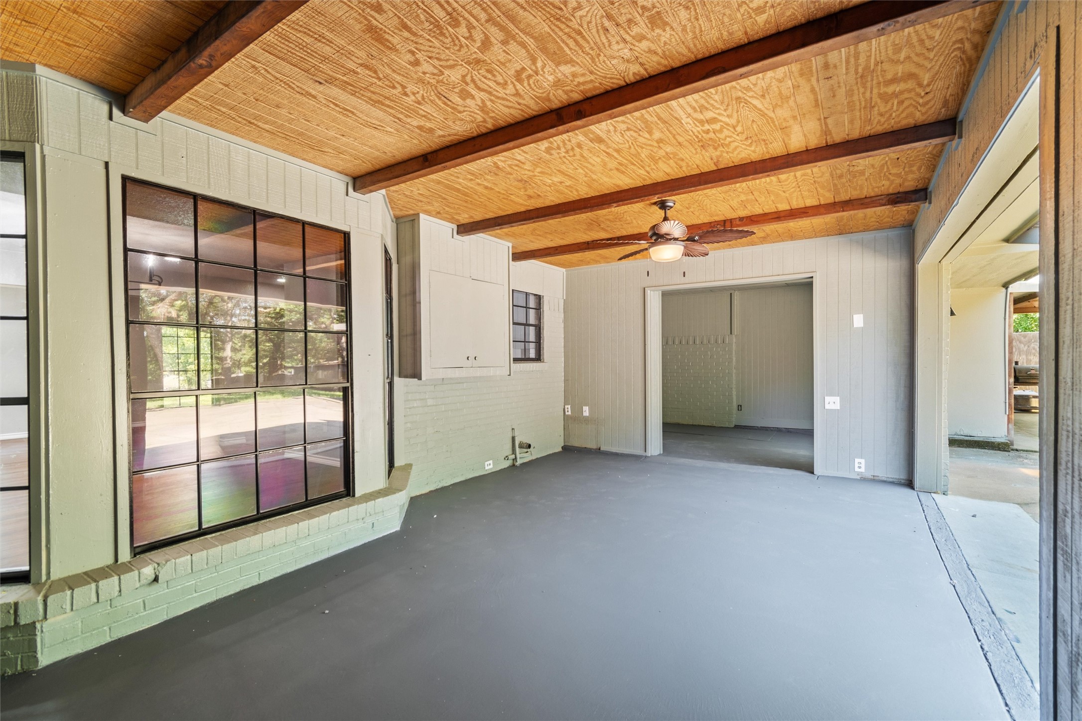 1704 Weiler Boulevard