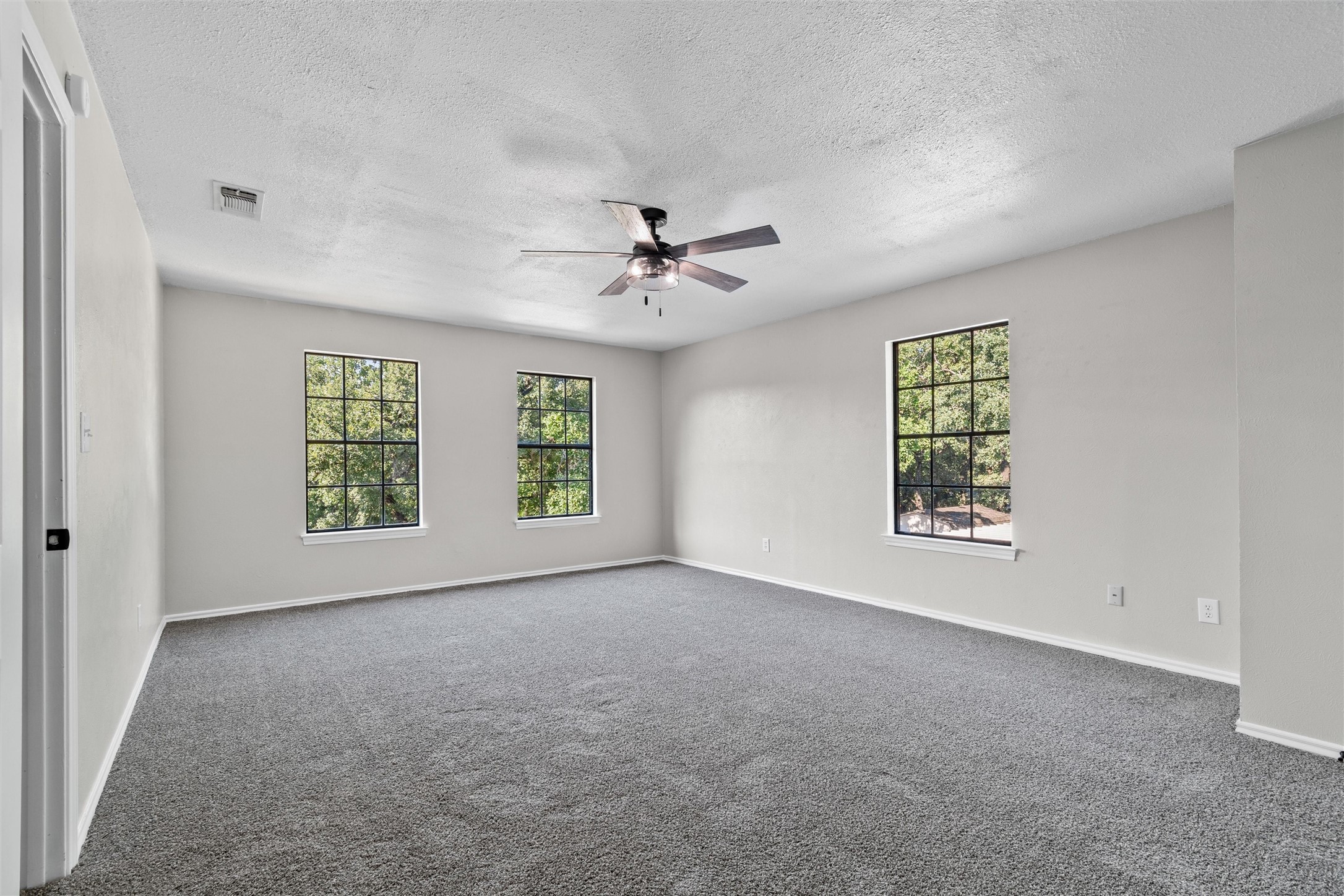 1704 Weiler Boulevard