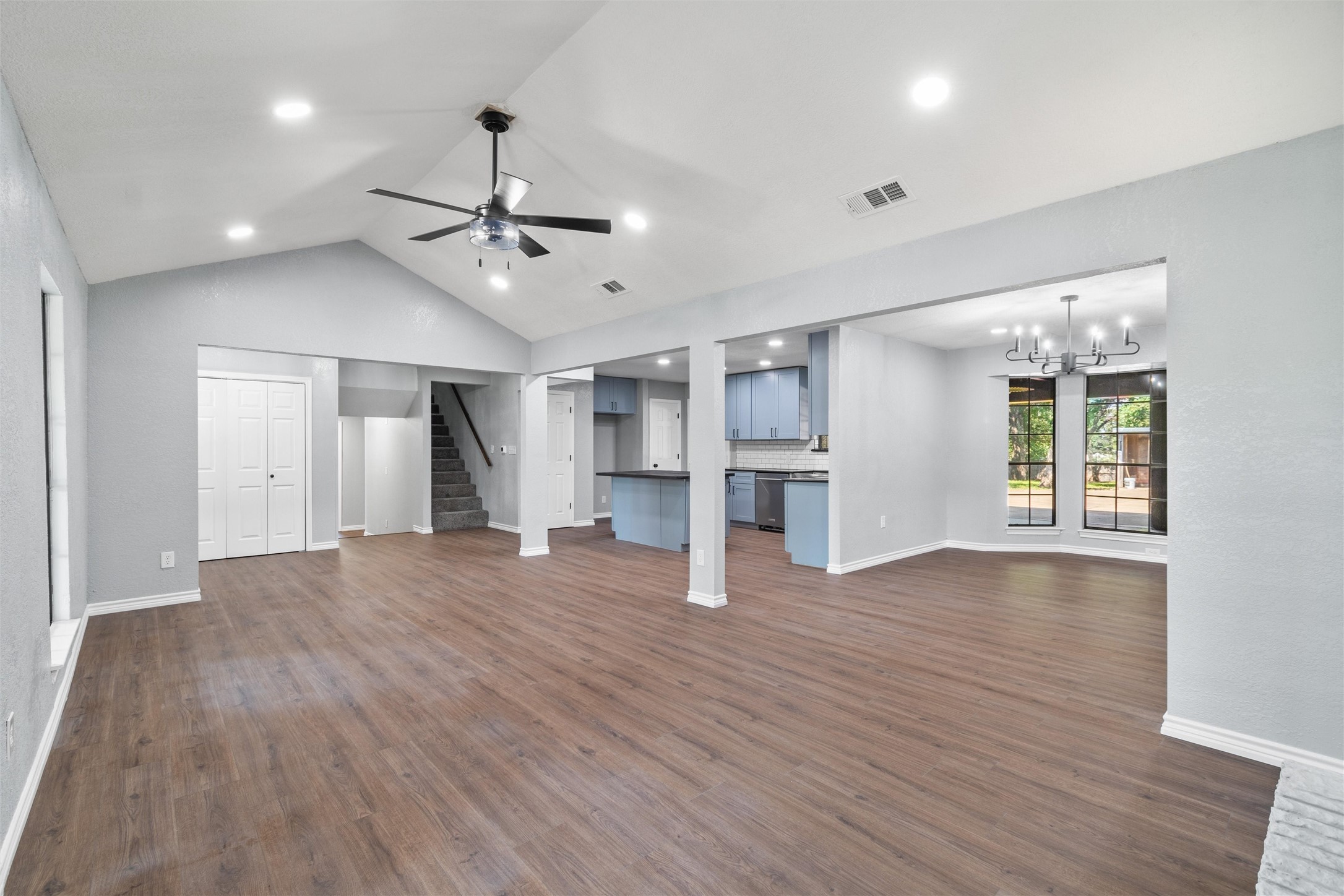 1704 Weiler Boulevard