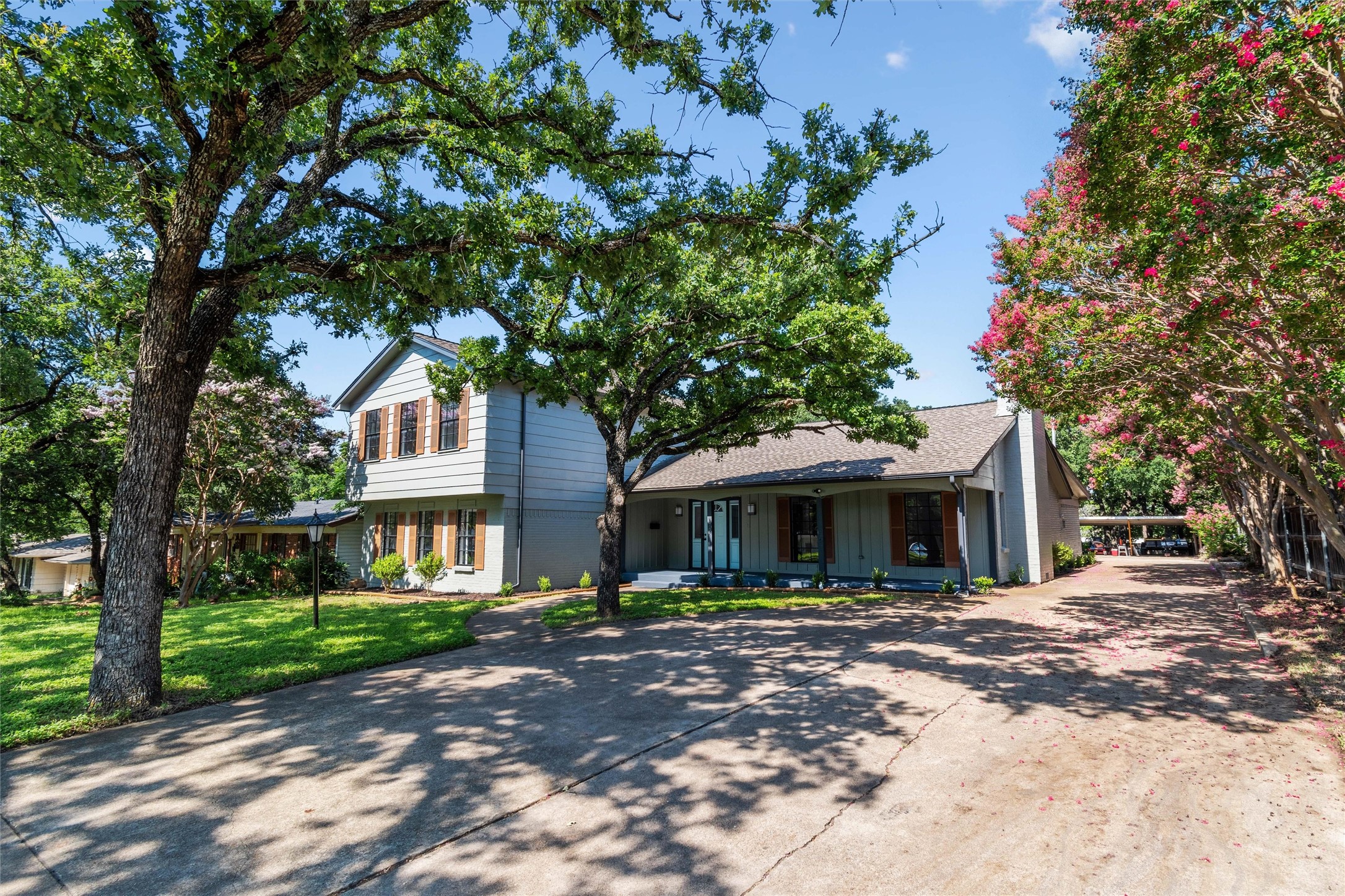 1704 Weiler Boulevard