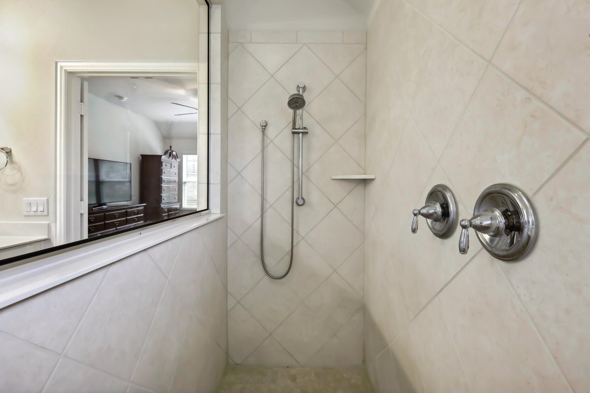 6705 Cedarhurst Court