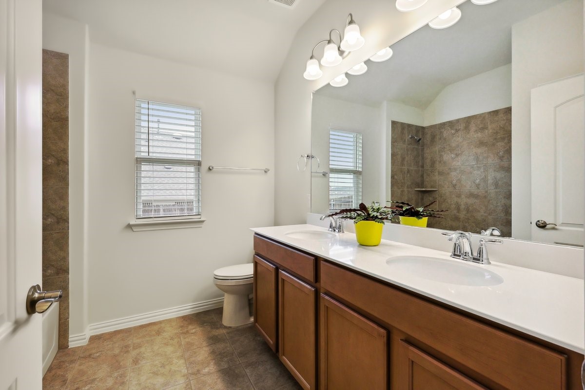 6705 Cedarhurst Court