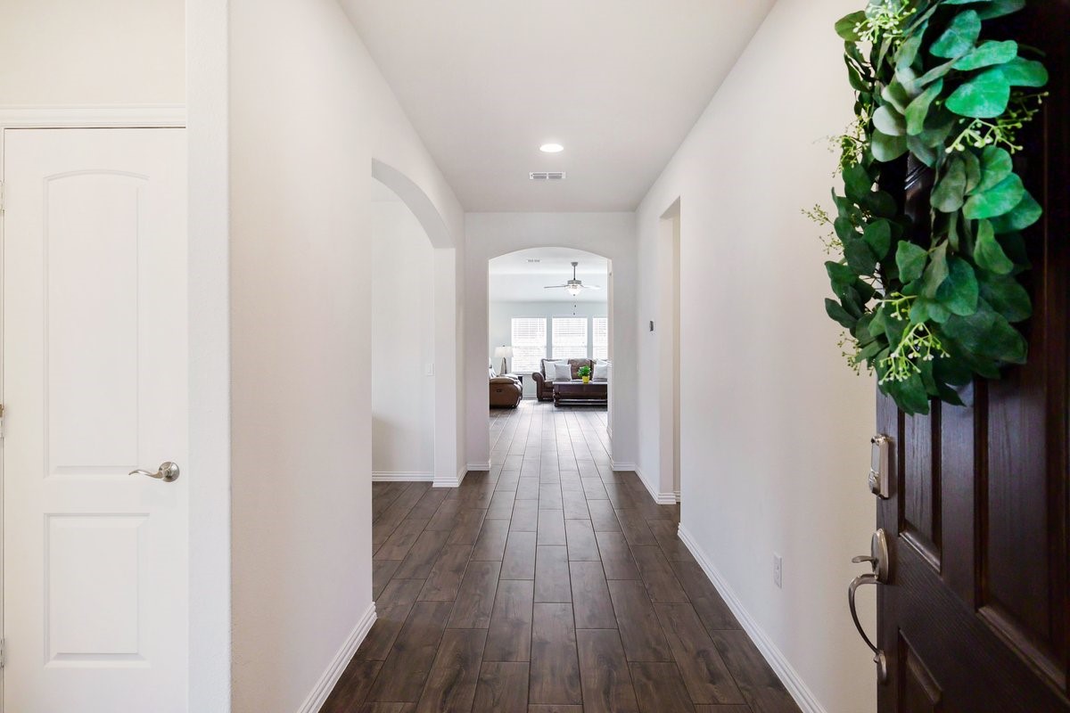 6705 Cedarhurst Court